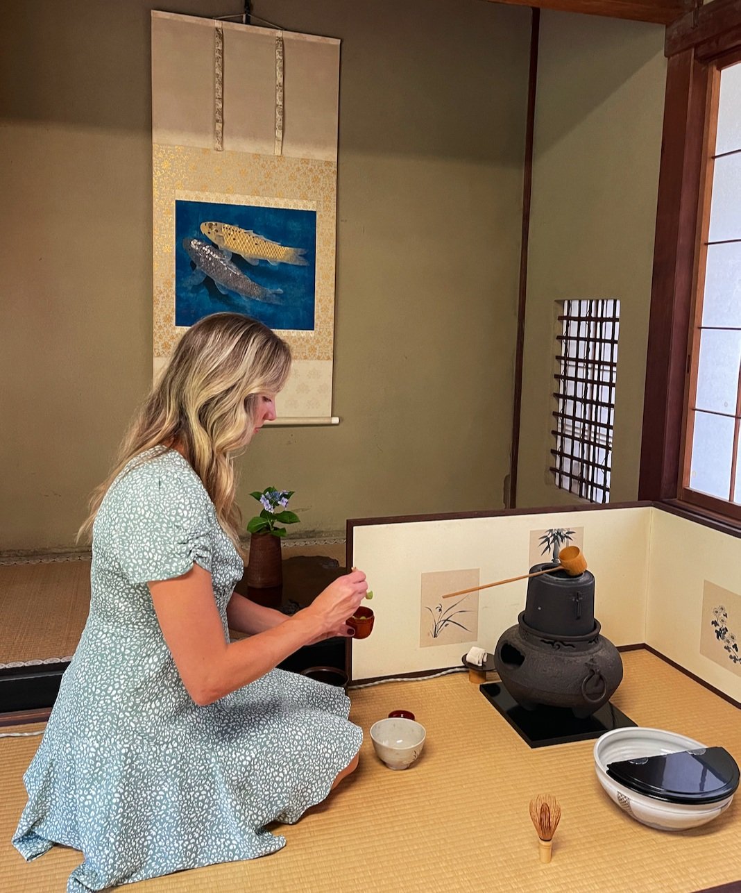 what happens at a japanese tea ceremony