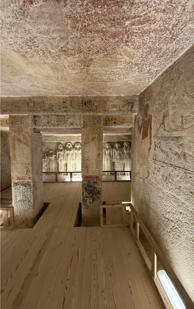 do you need a guide pyramids egypt