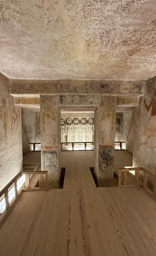 is it safe to visit the pyramids of giza
alone