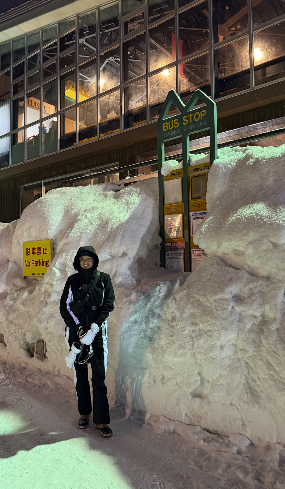 bus stop and prices niseko japan skiing