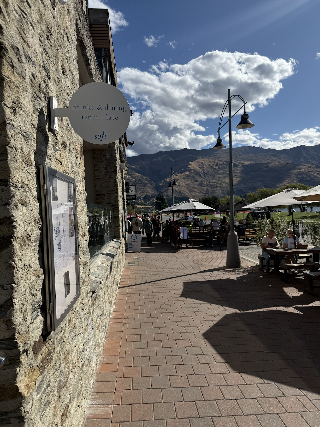 Lakefront outdoor dining in Wanaka New Zealand
