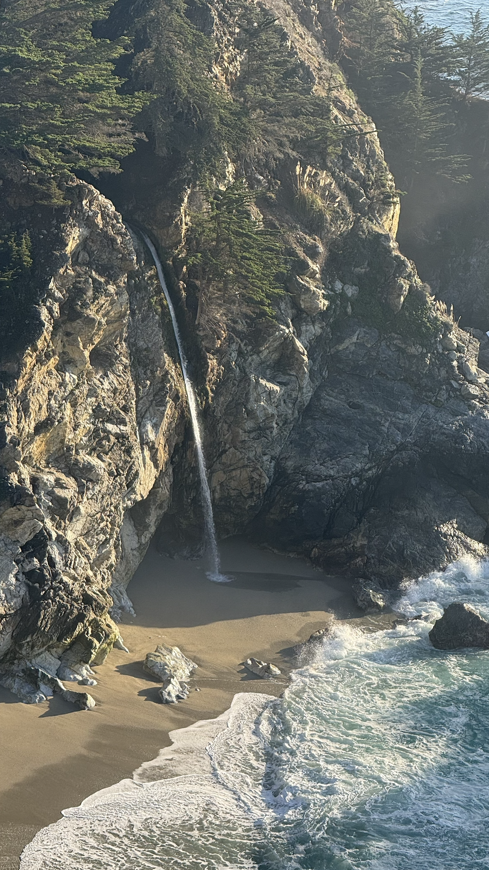 mcway falls stop on pacific coast highway in California, USA roadtrip